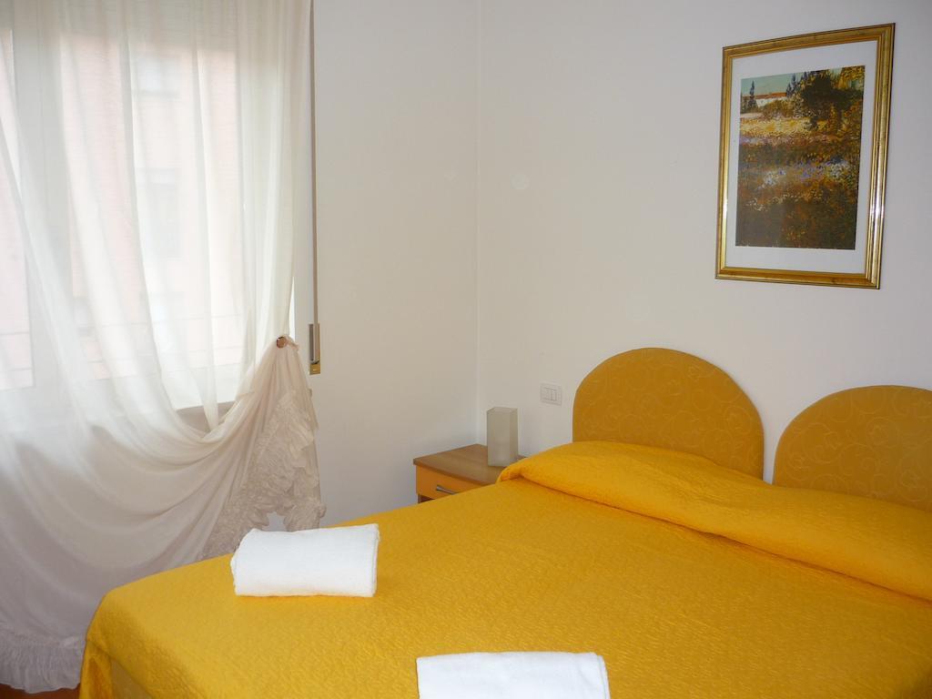 Casa Vacanze Le Terrazze Верона Стая снимка
