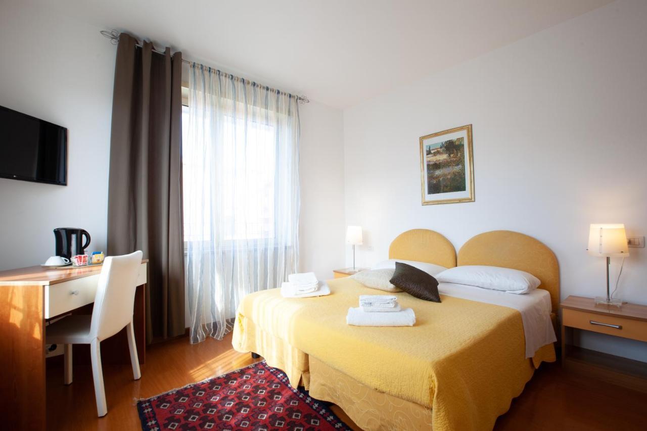 Casa Vacanze Le Terrazze Верона Екстериор снимка