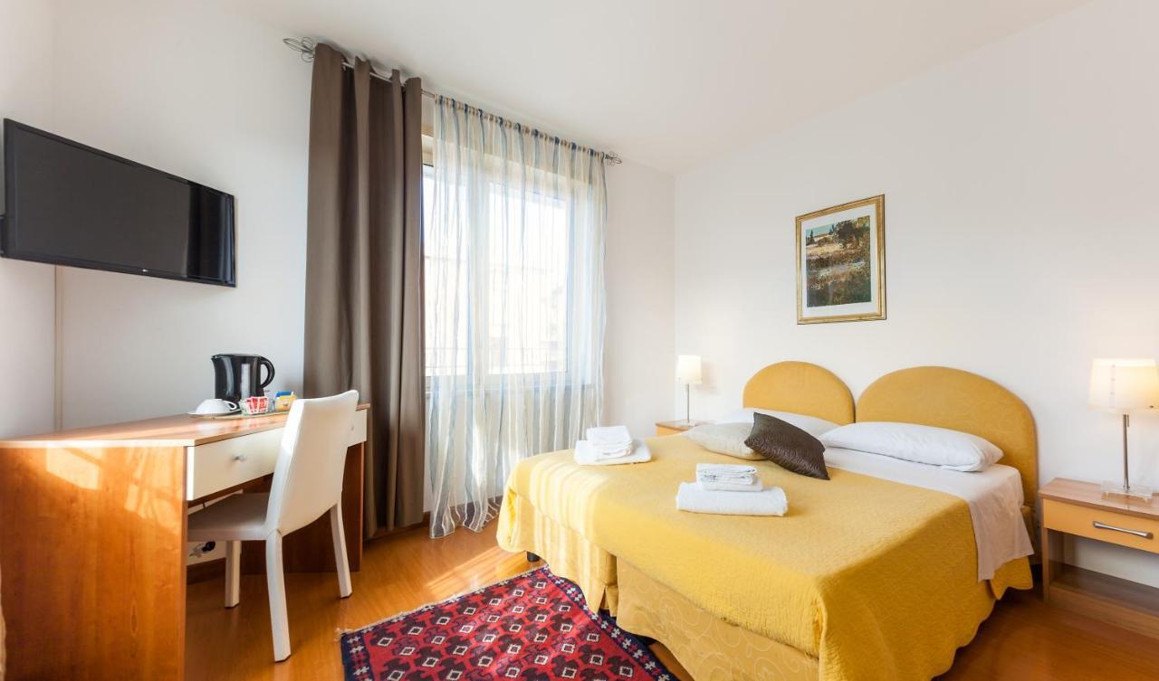 Casa Vacanze Le Terrazze Верона Екстериор снимка